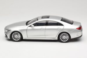 Mercedes CLS C257 Sudrabs Norev 1:18 183489 Metāls — attēls 4 no 8