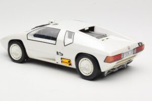 Mercedes CW311 White Metallic BoS Models 1:18 BOS198 Sveķi — attēls 5 no 6