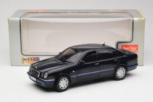Mercedes E-Class W210 E320 Melns Sun Star 1:18 1151 Metāls — attēls 8 no 8