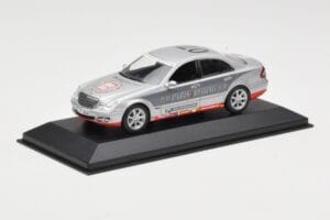 Mercedes E-Class W211 #7 Team AutoBild Paris-Beijing 2006 Replacement Box Minichamps 1:43 MB001 Metāls — attēls 2 no 4