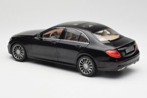 Mercedes E-Class W213 Obsidian Melns iScale 1:18 B66960380 Metāls — attēls 7 no 8