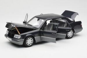 Mercedes E320 W124 Nautik Zils Metallic Dealer Edition AUTOart 1:18 B66040508 Metāls — attēls 2 no 8