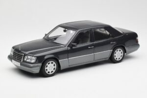 Mercedes E320 W124 Nautik Zils Metallic Dealer Edition AUTOart 1:18 B66040508 Metāls