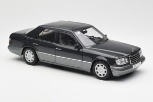 Mercedes E320 W124 Nautik Zils Metallic Dealer Edition AUTOart 1:18 B66040508 Metāls — attēls 6 no 8