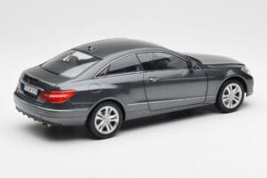 Mercedes E500 C207 Coupe Tenoric Pelēks Norev 1:18 183540 Metāls — attēls 3 no 8
