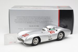 Mercedes W196 Streamliner #20 K. Kling French GP 1954 CMC 1:18 M-128B Metāls — attēls 6 no 6