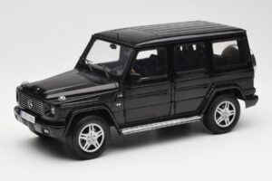 Mercedes G 500 W463 Melns Dealer Edition AUTOart 1:18 B66962143 Metāls