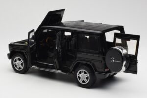 Mercedes G 500 W463 Melns Dealer Edition AUTOart 1:18 B66962143 Metāls — attēls 5 no 8