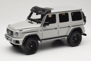 Mercedes G 63 AMG 4x4 Squared Arabian Grey Almost Real 1:18 820829 Metāls