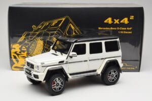Mercedes G 63 AMG 4x4 Squared Polar White Almost Real 1:18 820203 Metāls — attēls 8 no 8