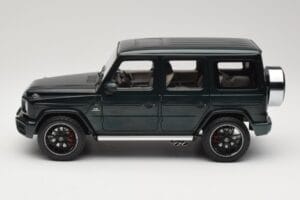Mercedes G 63 AMG W463 Green Metallic Minichamps 1:18 110037066 Metāls — attēls 4 no 8