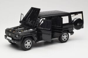 Mercedes G-Class G 500 W463 Smaragd Black Metallic AUTOart 1:18 76101 Metāls — attēls 2 no 8