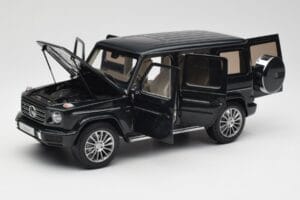 Mercedes G-Class G500 W463A Emerald Green Minichamps 1:18 B66960810 Metāls — attēls 2 no 8