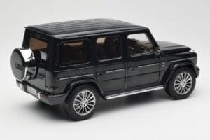 Mercedes G-Class G500 W463A Emerald Green Minichamps 1:18 B66960810 Metāls — attēls 3 no 8