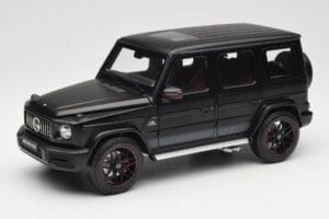 Mercedes G-Class G63 AMG W463A Matt Black Minichamps 1:18 110037064 Metāls