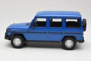 Mercedes G-Class W460 LWB Tumši Zils Minichamps 1:18 155038100 Metāls — attēls 3 no 6