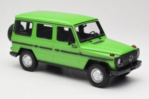 Mercedes G-Class W460 LWB Zaļš Minichamps 1:18 155038101 Metāls — attēls 4 no 6