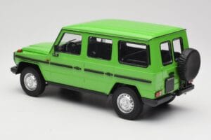 Mercedes G-Class W460 LWB Zaļš Minichamps 1:18 155038101 Metāls — attēls 5 no 6