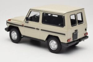 Mercedes G-Class W460 SWB Grey Metallic Minichamps 1:18 155038004 Metāls — attēls 5 no 6