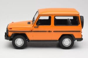 Mercedes G-Class W460 SWB Oranžs Minichamps 1:18 155038000 Metāls — attēls 3 no 6