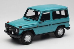 Mercedes G-Class W460 SWB Tirkīzs Minichamps 1:18 155038001 Metāls