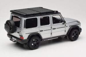 Mercedes G-Class W463 Iridium Silver Norev 1:18 183030 Metāls — attēls 3 no 8