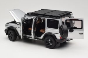 Mercedes G-Class W463 Iridium Silver Norev 1:18 183030 Metāls — attēls 5 no 8