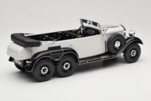 Mercedes G4 W31 Balts MCG 1:18 MCG18208 Metāls — attēls 2 no 6