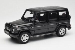 Mercedes G500 W463 Melns AUTOart 1:18 76216 Metāls