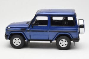 Mercedes G500 W463 SWB Zils AUTOart 1:18 76114 Metāls — attēls 4 no 8