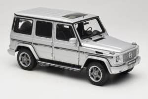 Mercedes G55 AMG W463 Sudrabs AUTOart 1:18 76247 Metāls — attēls 6 no 8