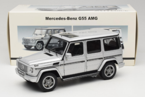 Mercedes G55 AMG W463 Sudrabs AUTOart 1:18 76247 Metāls — attēls 8 no 8
