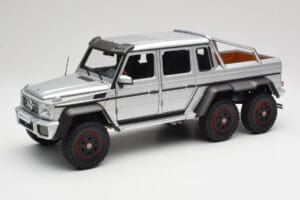 Mercedes AMG G63 W463 6x6 Iridium Sudrabs AUTOart 1:18 76301 Kompozīts