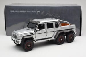 Mercedes AMG G63 W463 6x6 Iridium Sudrabs AUTOart 1:18 76301 Kompozīts — attēls 8 no 8
