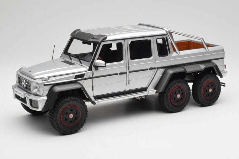Mercedes AMG G63 W463 6x6 Iridium Sudrabs AUTOart 1:18 76301 Kompozīts