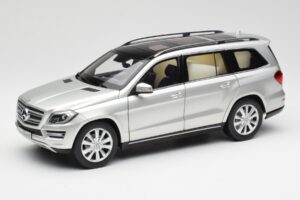 Mercedes GL-Class X166 Iridium Sudrabs Metallic Norev 1:18 B66960097 Metāls