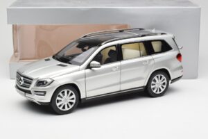 Mercedes GL-Class X166 Iridium Sudrabs Metallic Norev 1:18 B66960097 Metāls — attēls 8 no 8