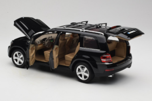 Mercedes GL X164 Obsidian Black Minichamps 1:18 B66962334 Metāls — attēls 5 no 8