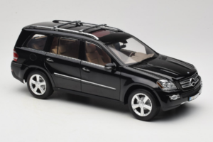 Mercedes GL X164 Obsidian Black Minichamps 1:18 B66962334 Metāls — attēls 6 no 8