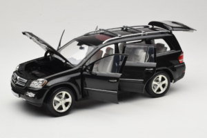 Mercedes GL X164 Period Brown Minichamps 1:18 B66962336 Metāls — attēls 2 no 8