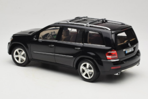 Mercedes GL X164 Tanzanite Blue Minichamps 1:18 B66962335 Metāls — attēls 7 no 8