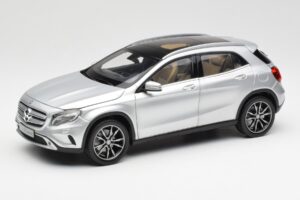 Mercedes GLA X156 Polar Sudrabs Metaliks Norev 1:18 B66960267 Metāls