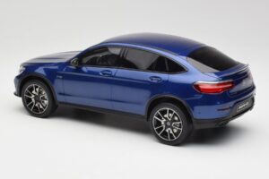 Mercedes AMG GLC 43 Coupe Brilliant Zils GT Spirit 1:18 B66960468 Sveķi — attēls 5 no 6