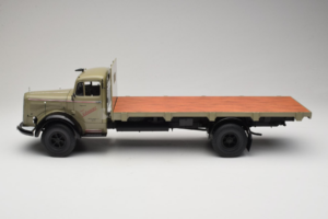 Mercedes L6600 Rungewagen Pelēks Melns Minichamps 1:18 109031050-R1 Metāls — attēls 4 no 9