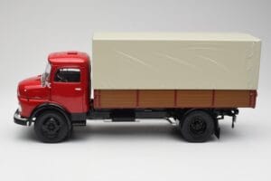 Mercedes L 911 Sarkans Schuco 1:18 450016400 Metāls — attēls 4 no 8