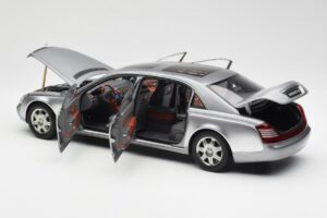 Maybach 62 LWB Himalaya Sudraba Dealer Edition AUTOart 1:18 B66962178 Metāls — attēls 5 no 8