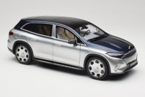 Mercedes Maybach EQS 680 V297 Zils NZG 1:18 1060/23 Metāls — attēls 6 no 8