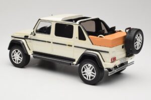 Mercedes Maybach G650 Landaulet W463 Balts Schuco 1:18 450017800 Metāls — attēls 5 no 6