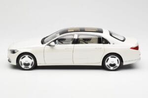 Mercedes Maybach S680 4Matic X223 Diamond Balts Norev 1:18 183918 Metāls — attēls 4 no 8