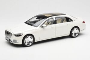 Mercedes Maybach S680 4Matic X223 Diamond Balts Norev 1:18 183918 Metāls